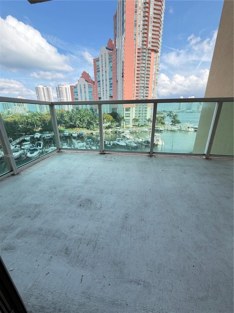 3340 NE 190th St, Unit 608, Aventura, FL 33180 Photo