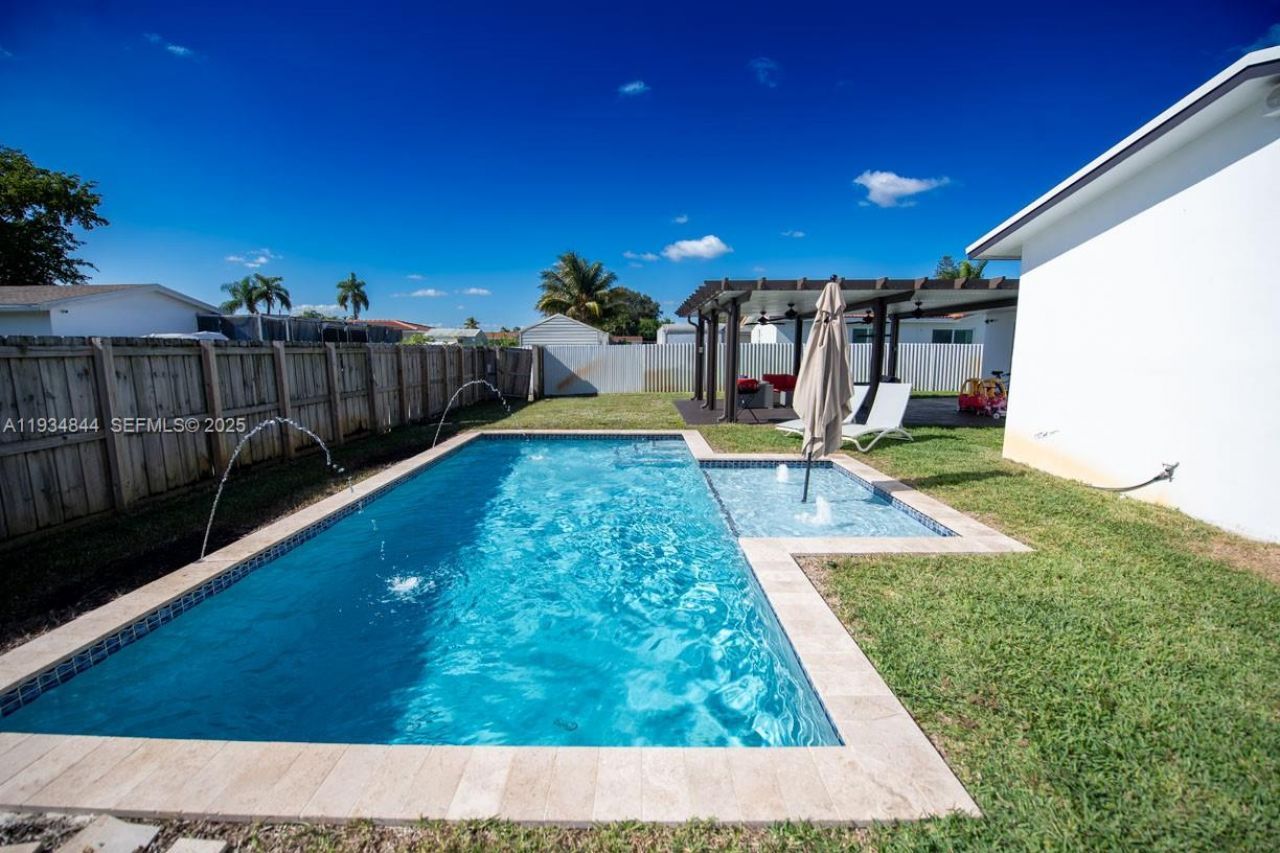 5012 Taft St, Hollywood, FL 33021 Photo