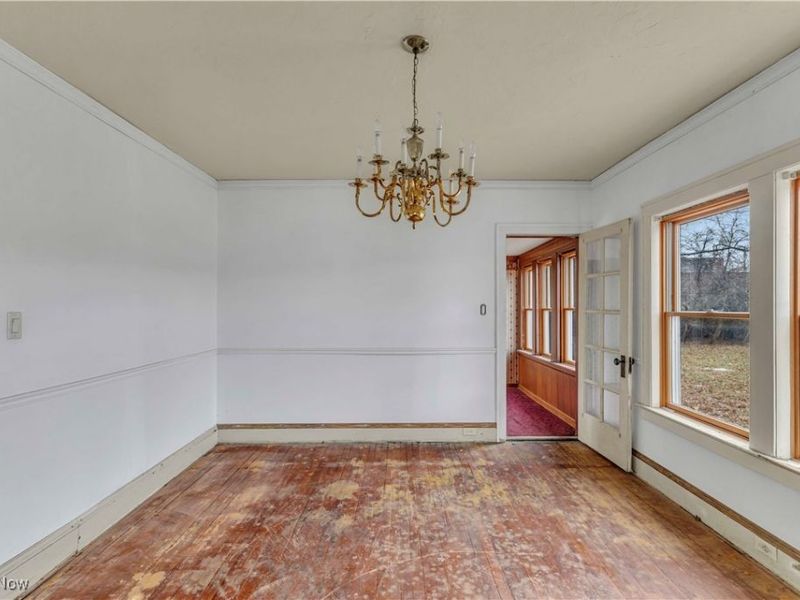 1698 Wickford Road, Cleveland, OH 44112 Photo 11