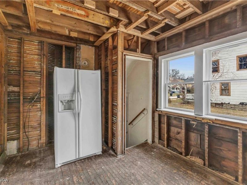 1698 Wickford Road, Cleveland, OH 44112 Photo 25