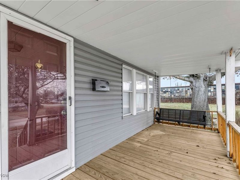 1698 Wickford Road, Cleveland, OH 44112 Photo 7