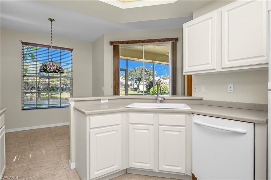 2265 Arielle Dr, Unit 2307, Naples, FL 34109 Photo