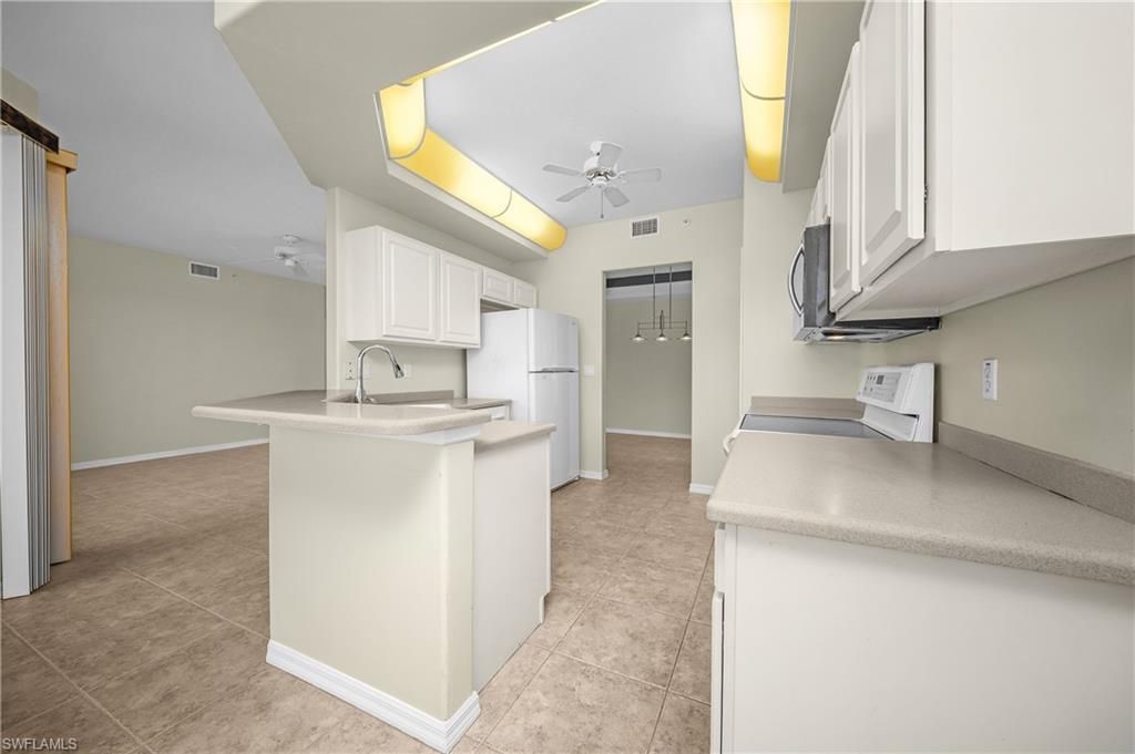 2265 Arielle Dr, Unit 2307, Naples, FL 34109 Photo