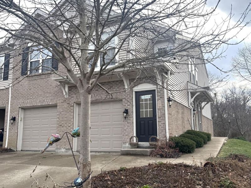 373 Southwind Lane, Ludlow, KY 41016 Photo 1