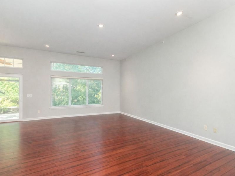 373 Southwind Lane, Ludlow, KY 41016 Photo 3