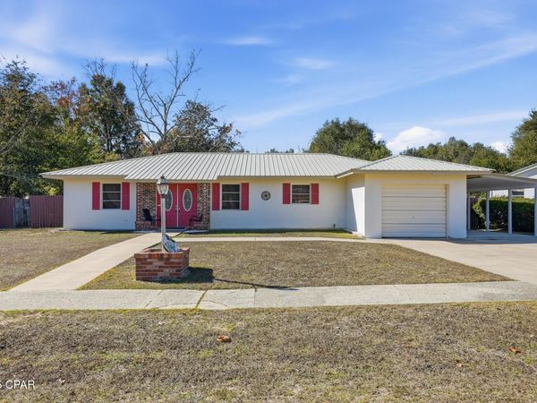 4458 Hancock Court, Chipley, FL 32428