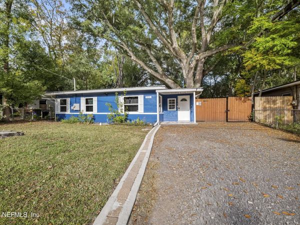 3933 ABBY Lane, Jacksonville, FL 32207