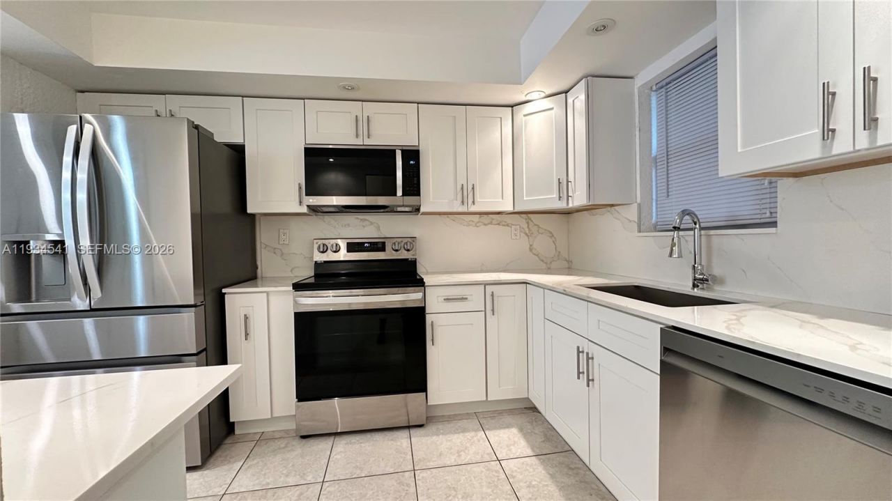 6200 NW 44th St, Unit 208, Lauderhill, FL 33319 Photo