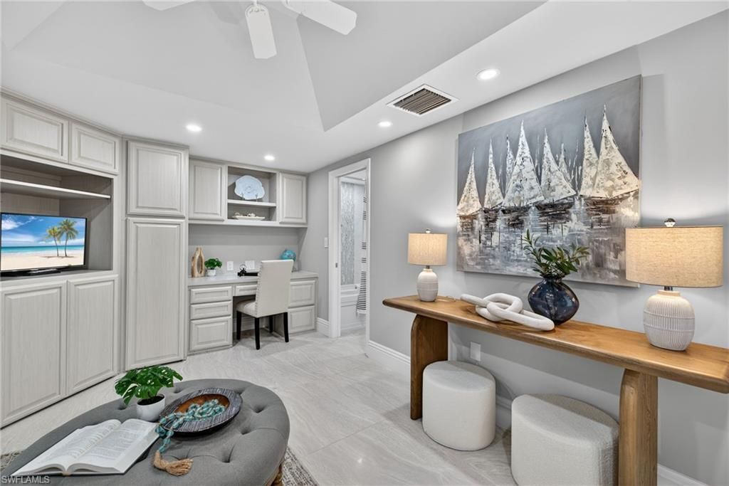 6001 Pelican Bay Blvd, Unit Penthouse, Naples, FL 34108 Photo