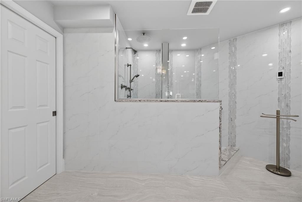 6001 Pelican Bay Blvd, Unit Penthouse, Naples, FL 34108 Photo
