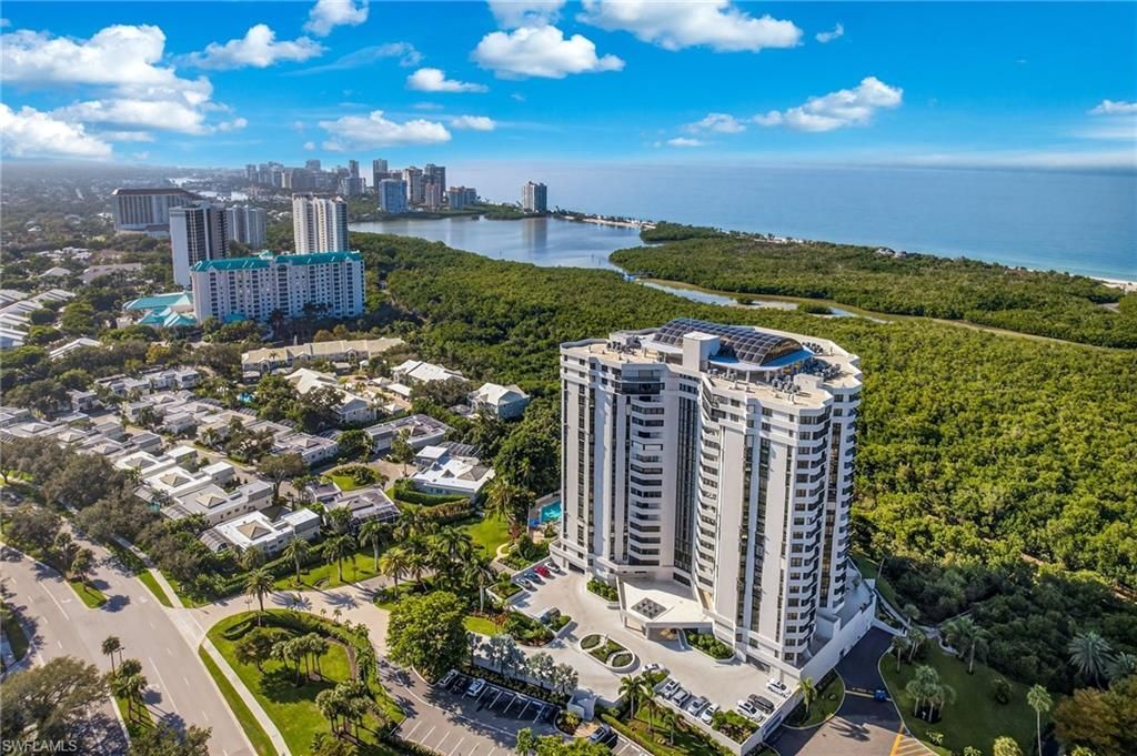 6001 Pelican Bay Blvd, Unit Penthouse, Naples, FL 34108 Photo