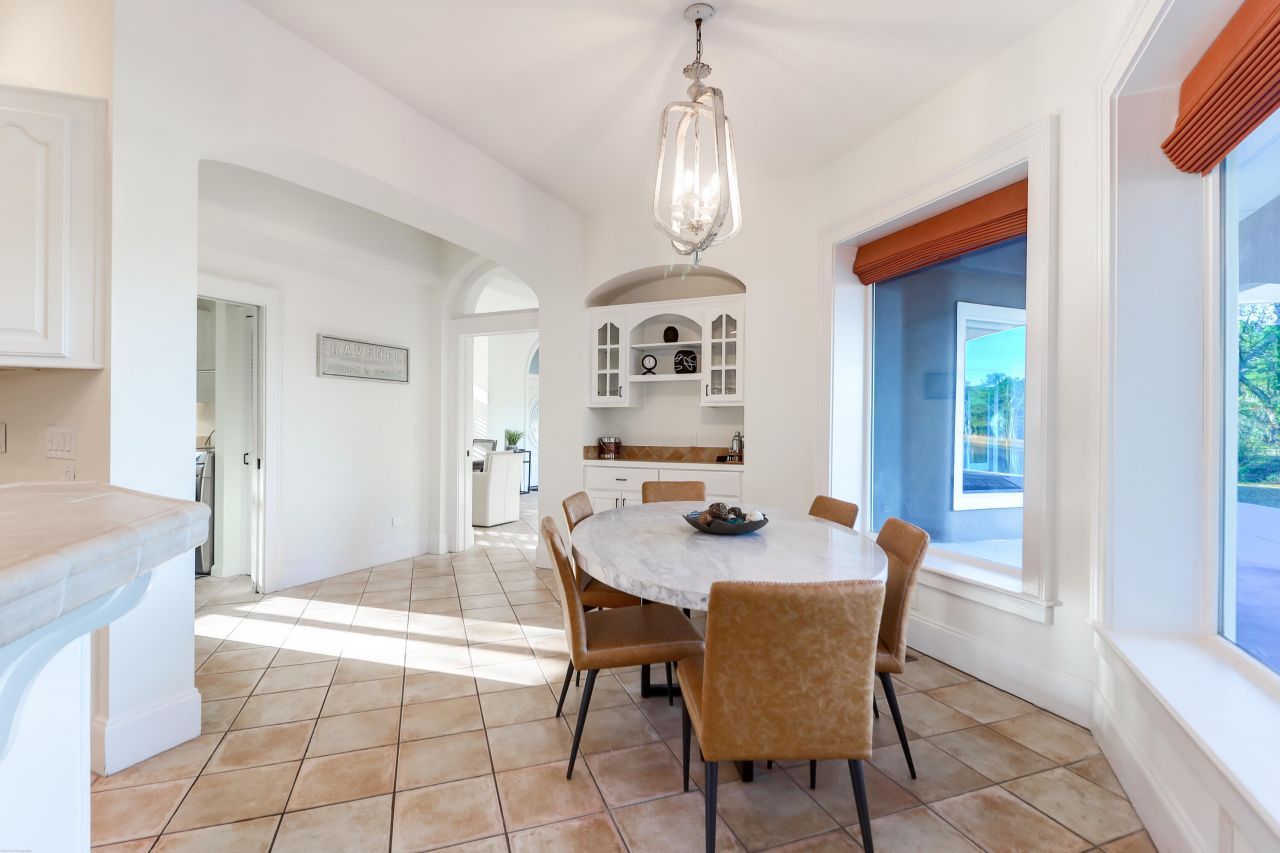 6615 Old Jacksonboro Road Photo 11