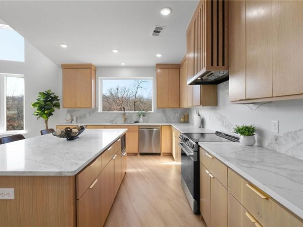 21 Dunvegan Lane, Bella Vista, AR 72715