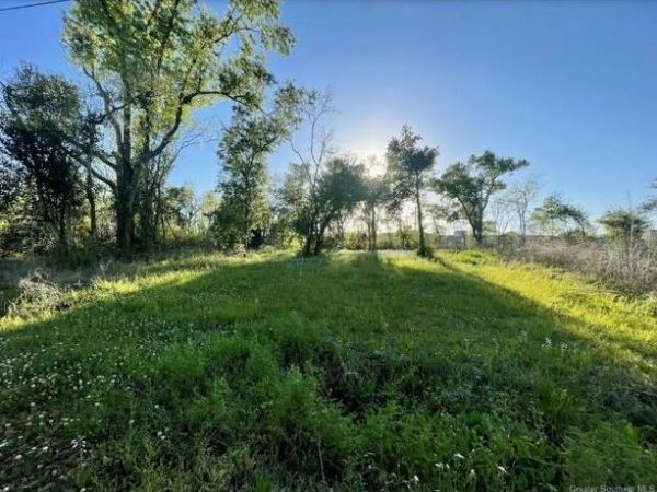 Eddie St, Sulphur, LA 70665