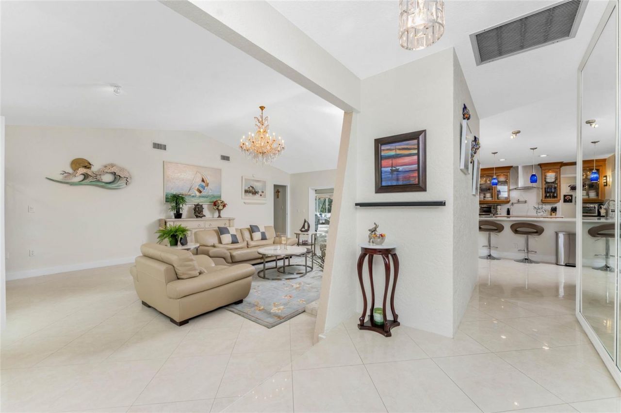 740 Via Esplanade, Punta Gorda, FL 33950 Photo