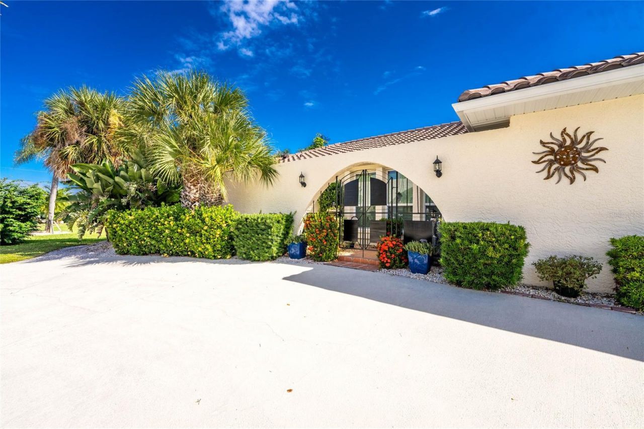 740 Via Esplanade, Punta Gorda, FL 33950 Photo