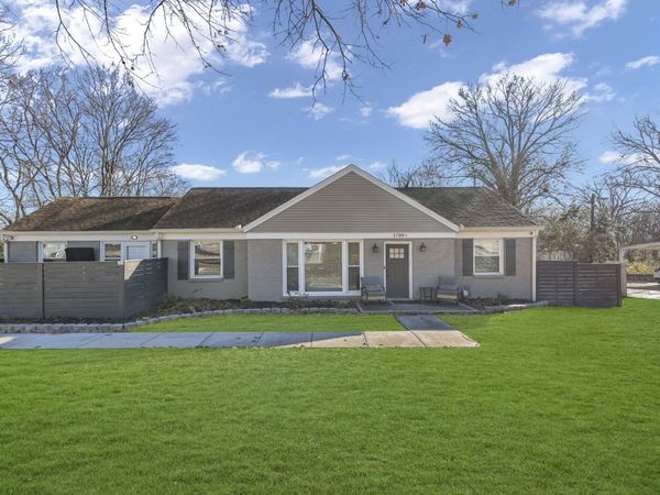 1709 Porter Rd, Nashville, TN 37206