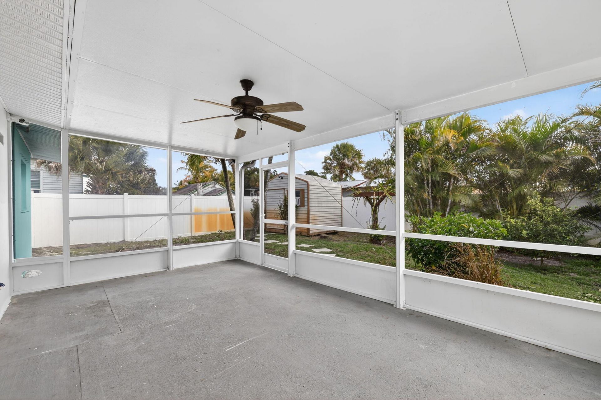 607 SE Cortez Avenue, Stuart, FL 34994 Photo