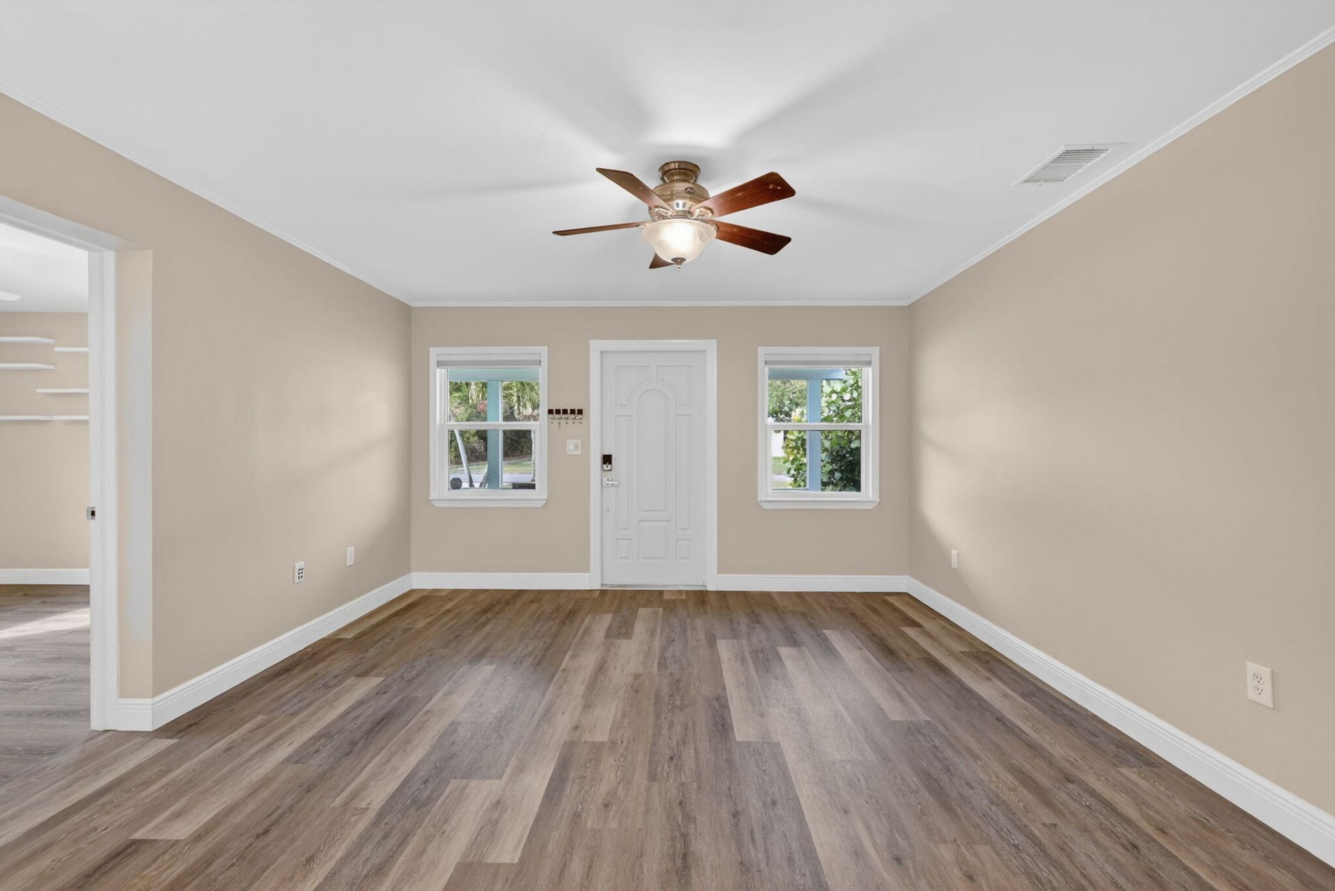 607 SE Cortez Avenue, Stuart, FL 34994 Photo