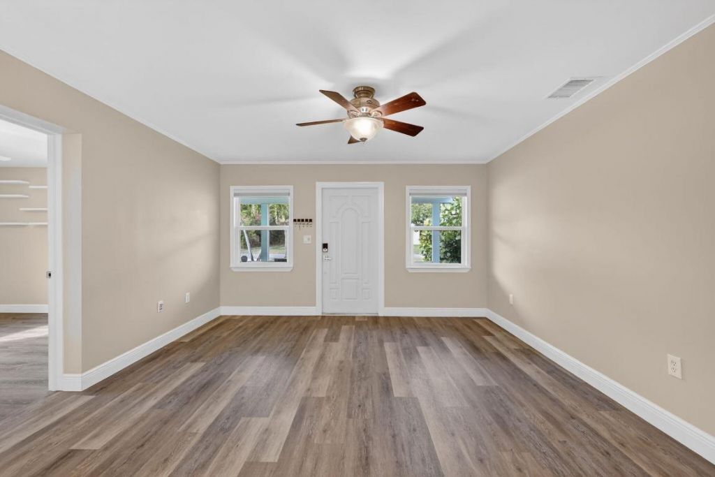 607 SE Cortez Avenue, Stuart, FL 34994 Photo