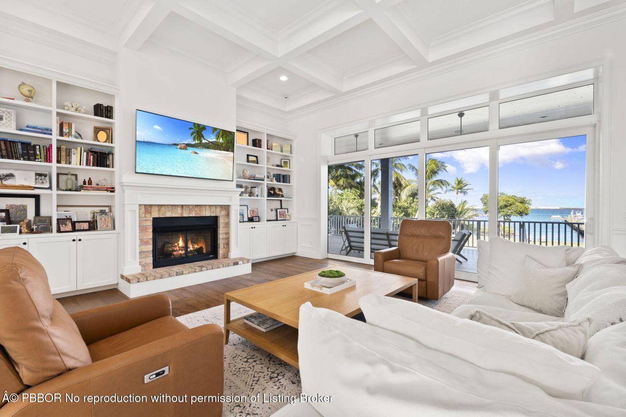 54 S Sewalls Point Road, Sewalls Point, FL 34996 Photo