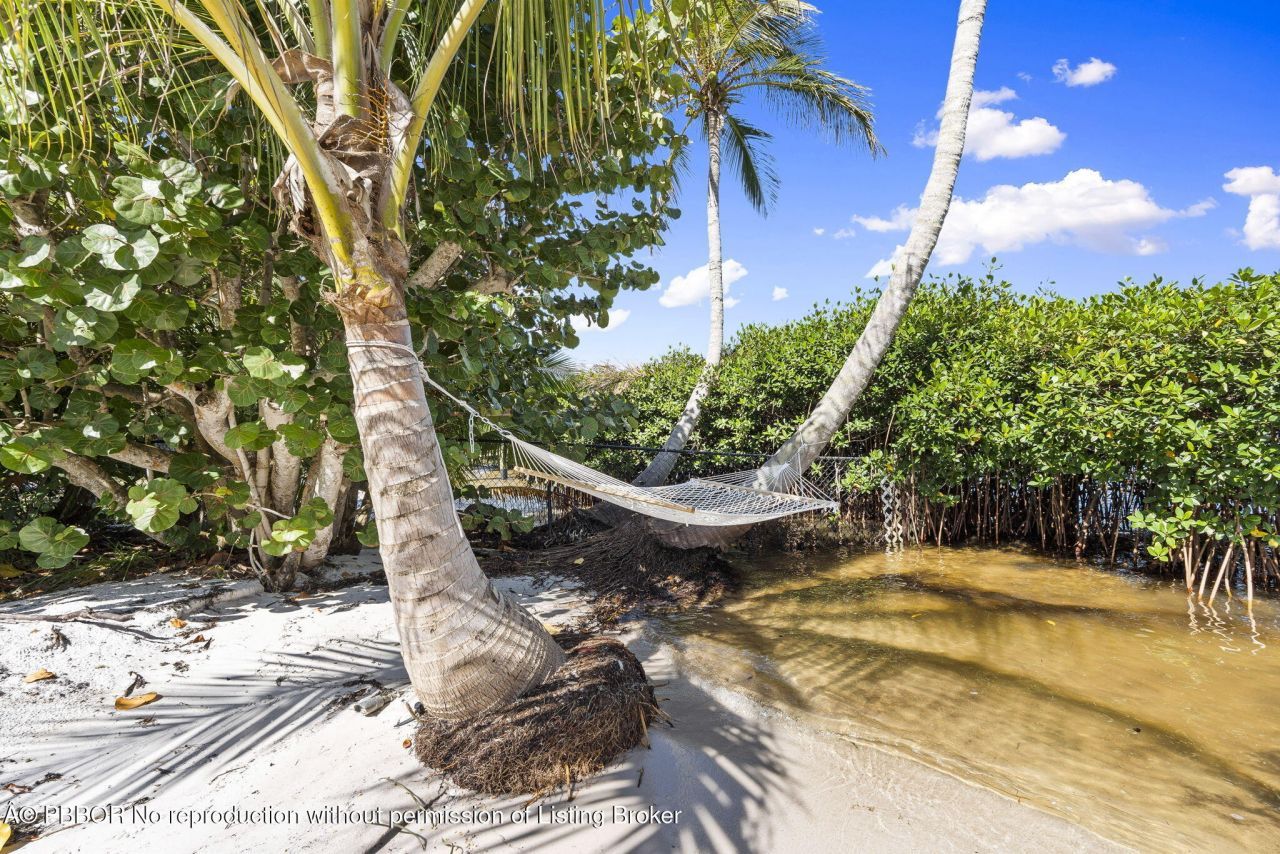 54 S Sewalls Point Road, Sewalls Point, FL 34996 Photo