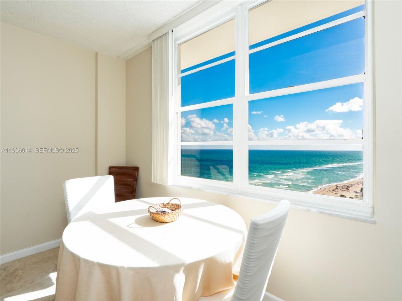 3725 S Ocean Dr, Unit 1606, Hollywood, FL 33019 Photo