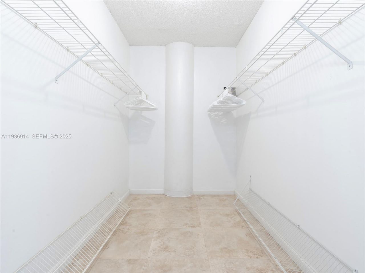 3725 S Ocean Dr, Unit 1606, Hollywood, FL 33019 Photo