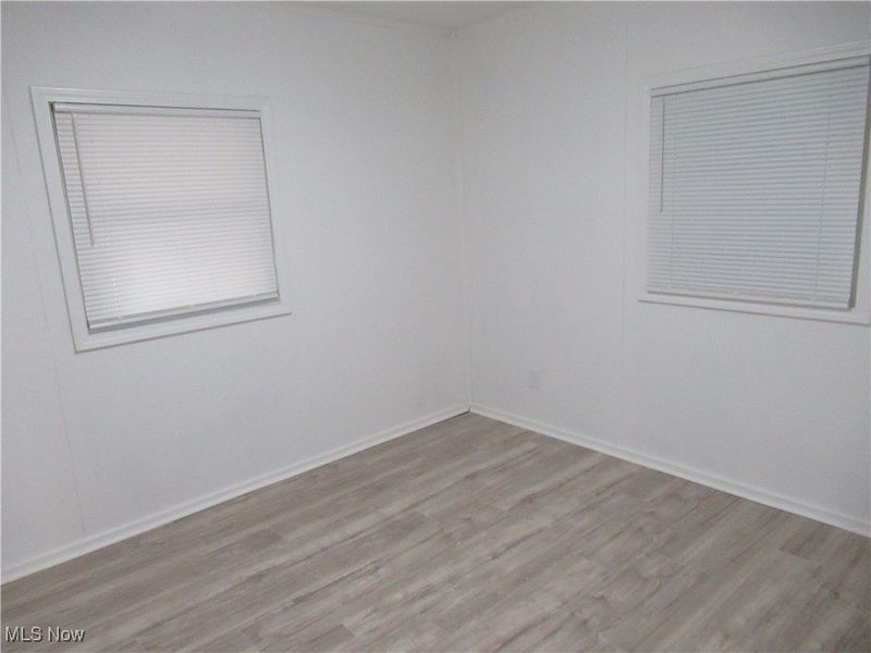 15615 Lotus Drive, Cleveland, OH 44128 Photo 16