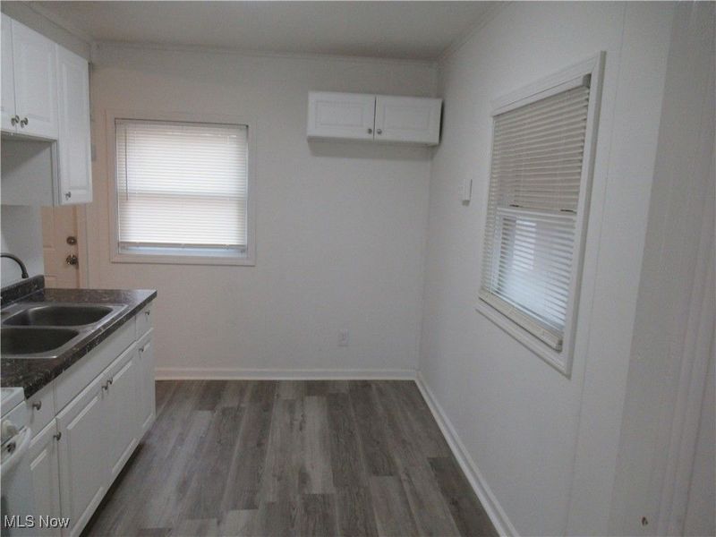 15615 Lotus Drive, Cleveland, OH 44128 Photo 9