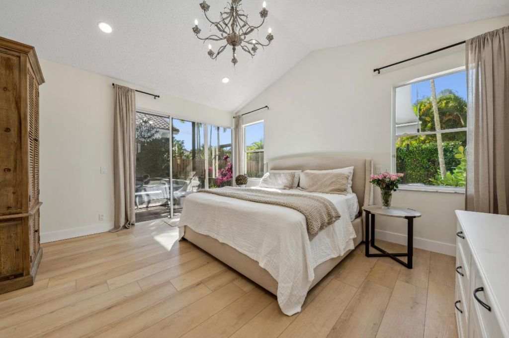 6667 NW 25th Avenue, Boca Raton, FL 33496 Photo