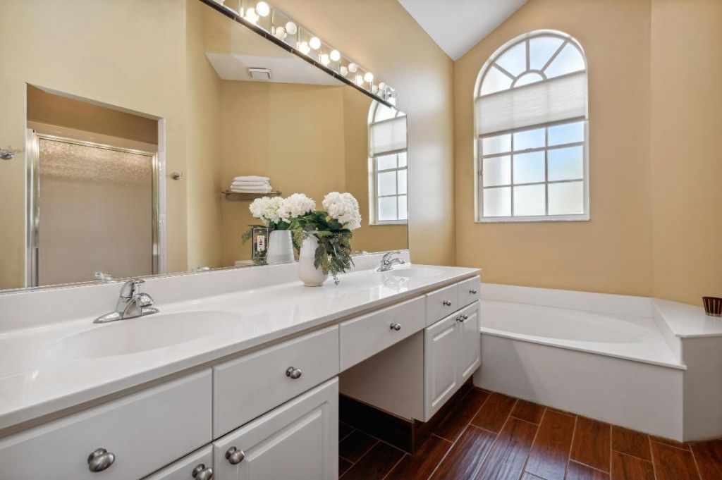 6667 NW 25th Avenue, Boca Raton, FL 33496 Photo