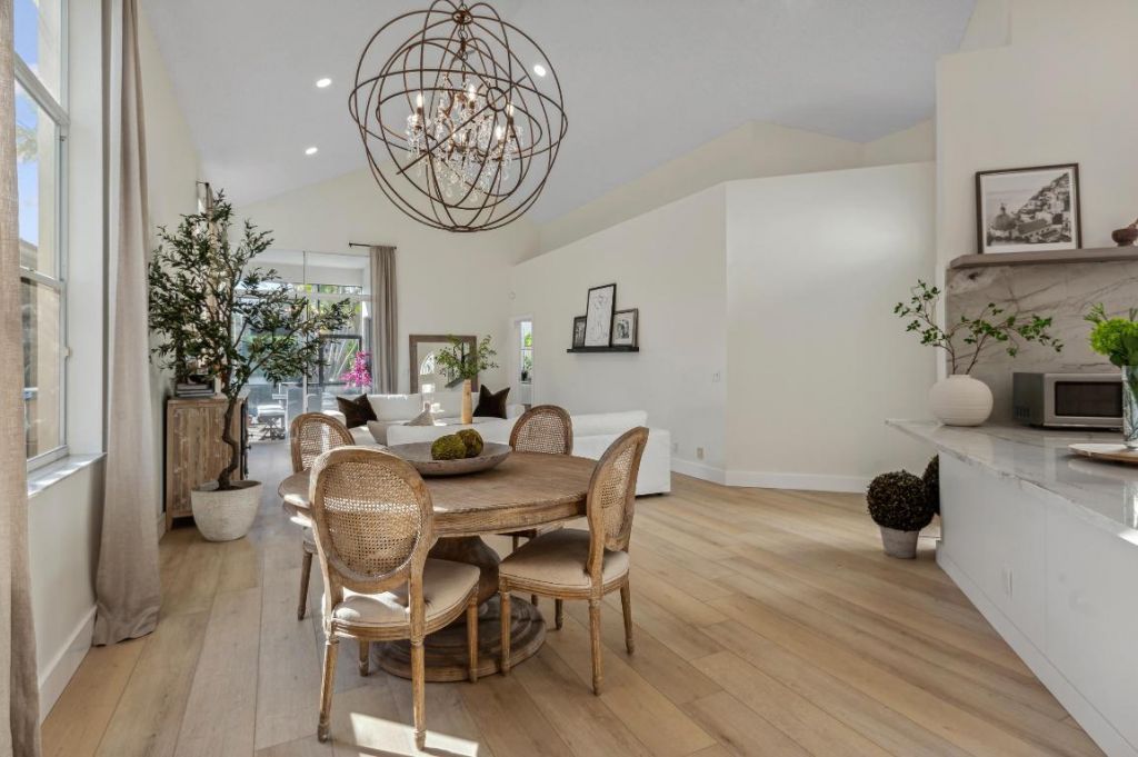 6667 NW 25th Avenue, Boca Raton, FL 33496 Photo