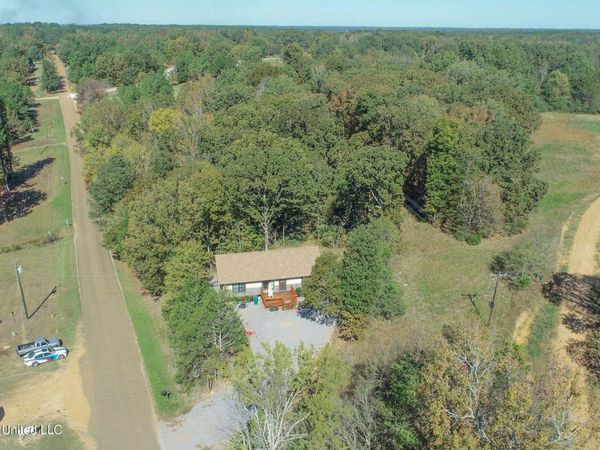 2650 County Road 170, Oakland, MS 38948