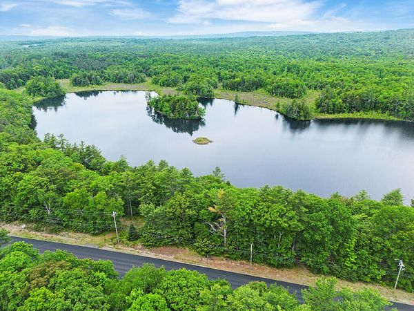 915 Augusta Road, Belgrade, ME 04917