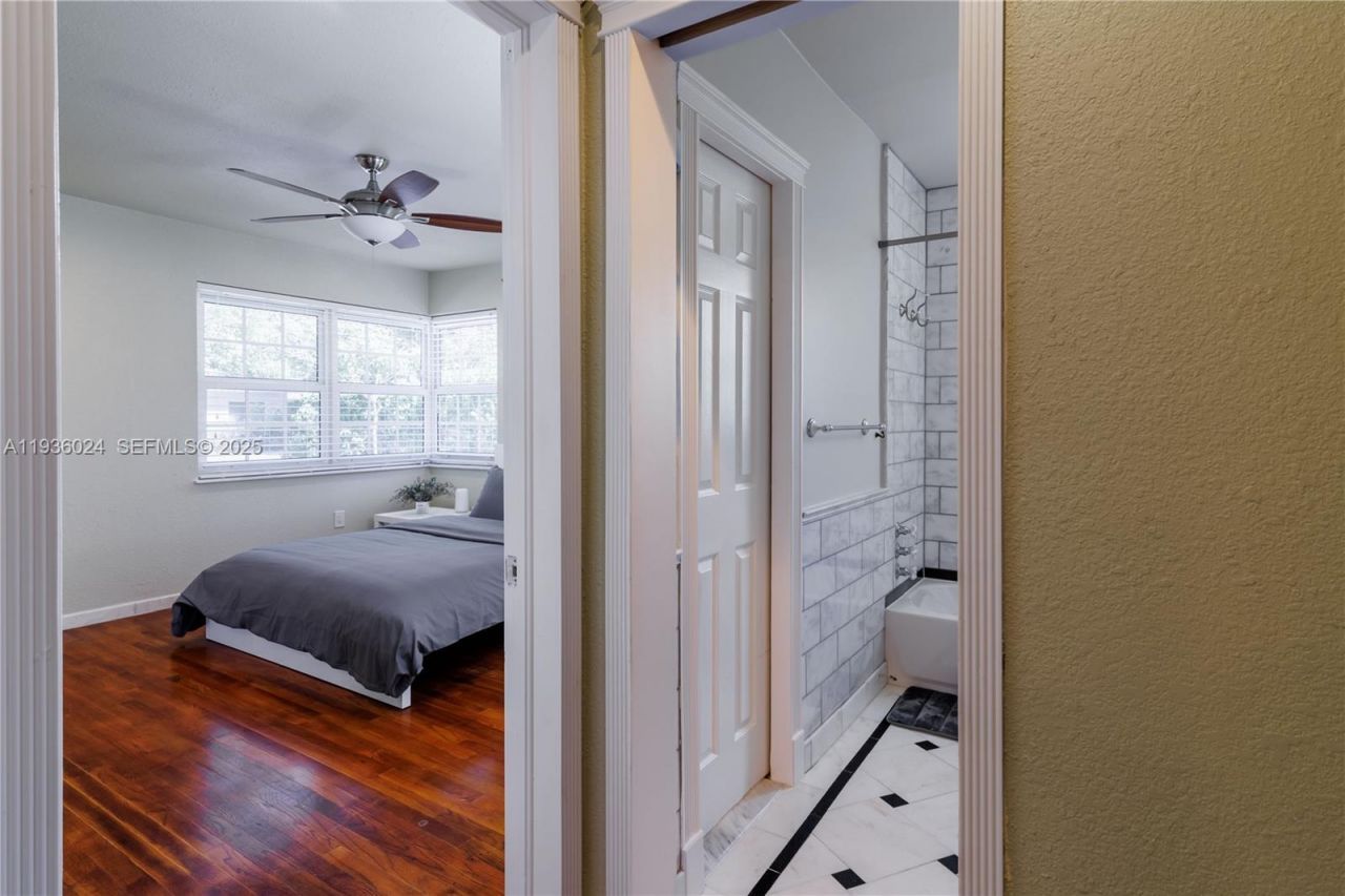 250 NE 48th St , Miami, FL 33137 Photo