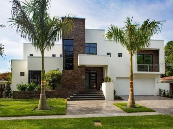 356 BAYVIEW DRIVE NE, ST PETERSBURG, FL 33704