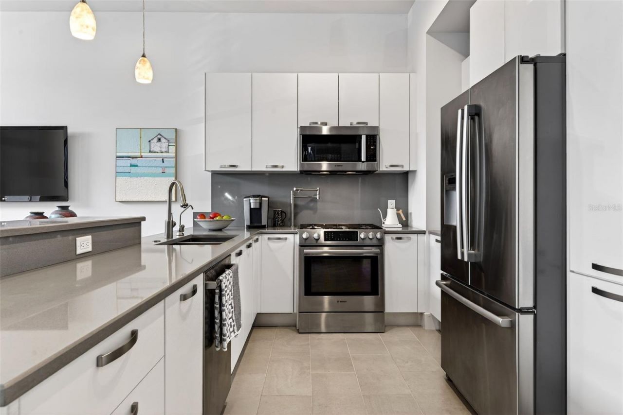 234 Cosmopolitan Court, Sarasota, FL 34236 Photo