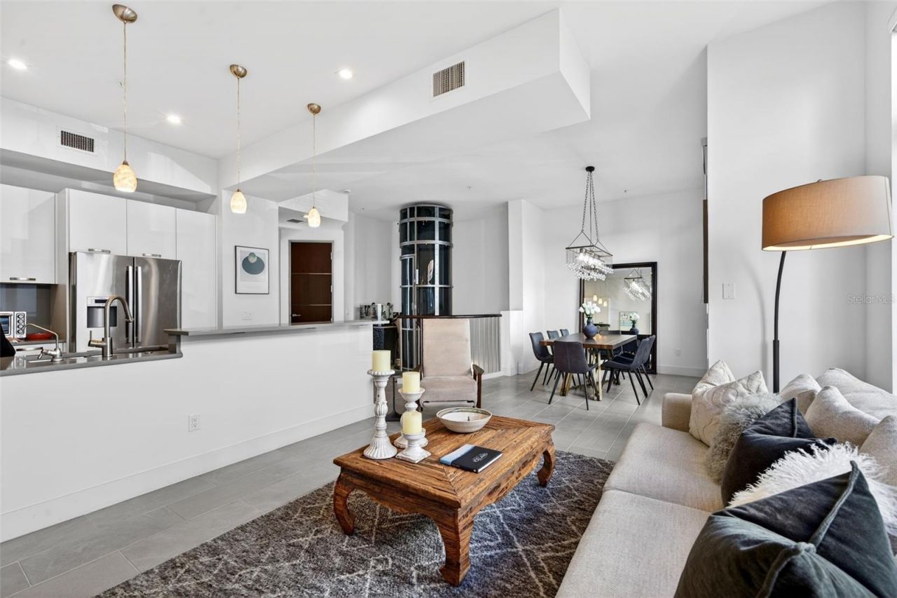 234 Cosmopolitan Court, Sarasota, FL 34236 Photo