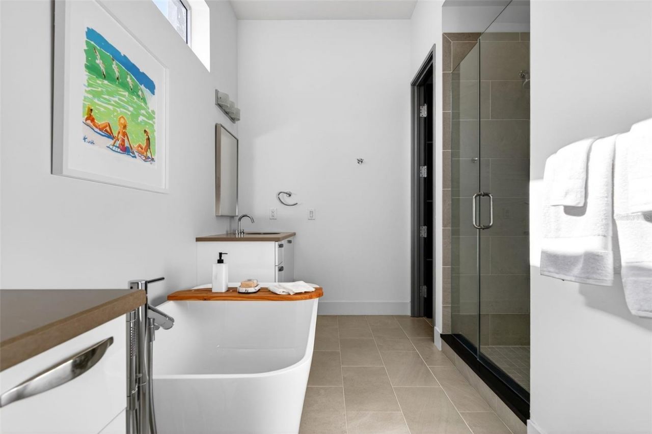 234 Cosmopolitan Court, Sarasota, FL 34236 Photo