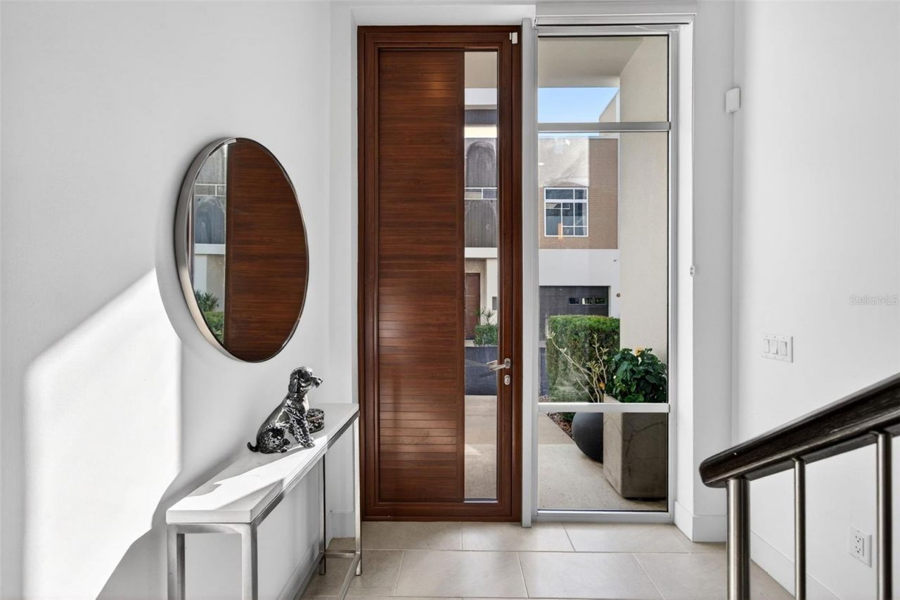 234 Cosmopolitan Court, Sarasota, FL 34236 Photo