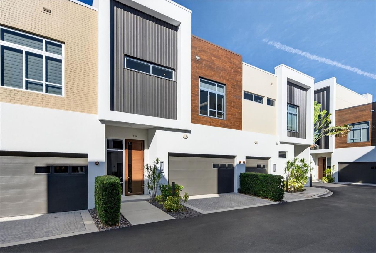 234 Cosmopolitan Court, Sarasota, FL 34236 Photo