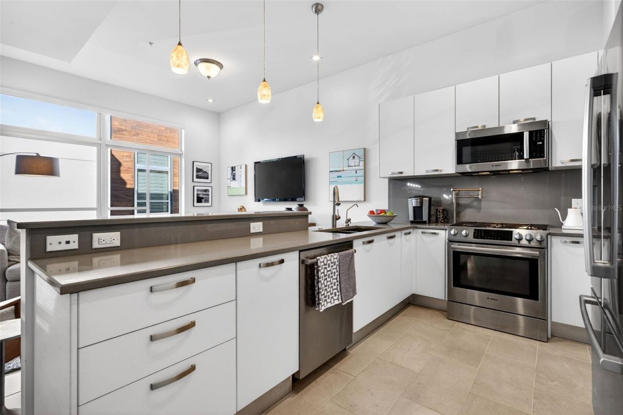 234 Cosmopolitan Court, Sarasota, FL 34236 Photo