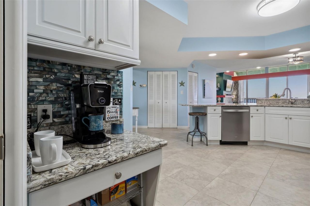 5151 Isla Key Boulevard S, Unit 421, Saint Petersburg, FL 33715 Photo