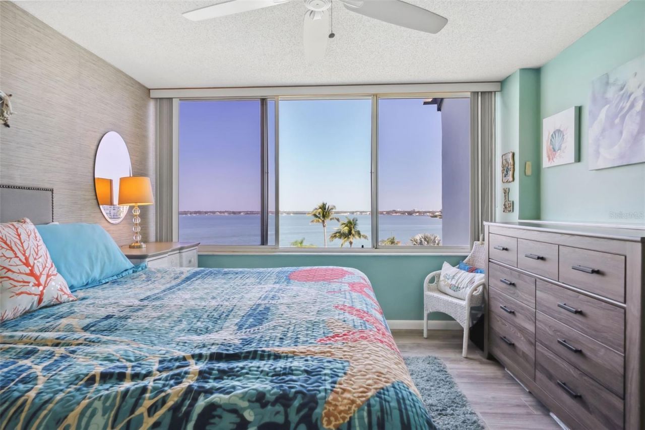 5151 Isla Key Boulevard S, Unit 421, Saint Petersburg, FL 33715 Photo