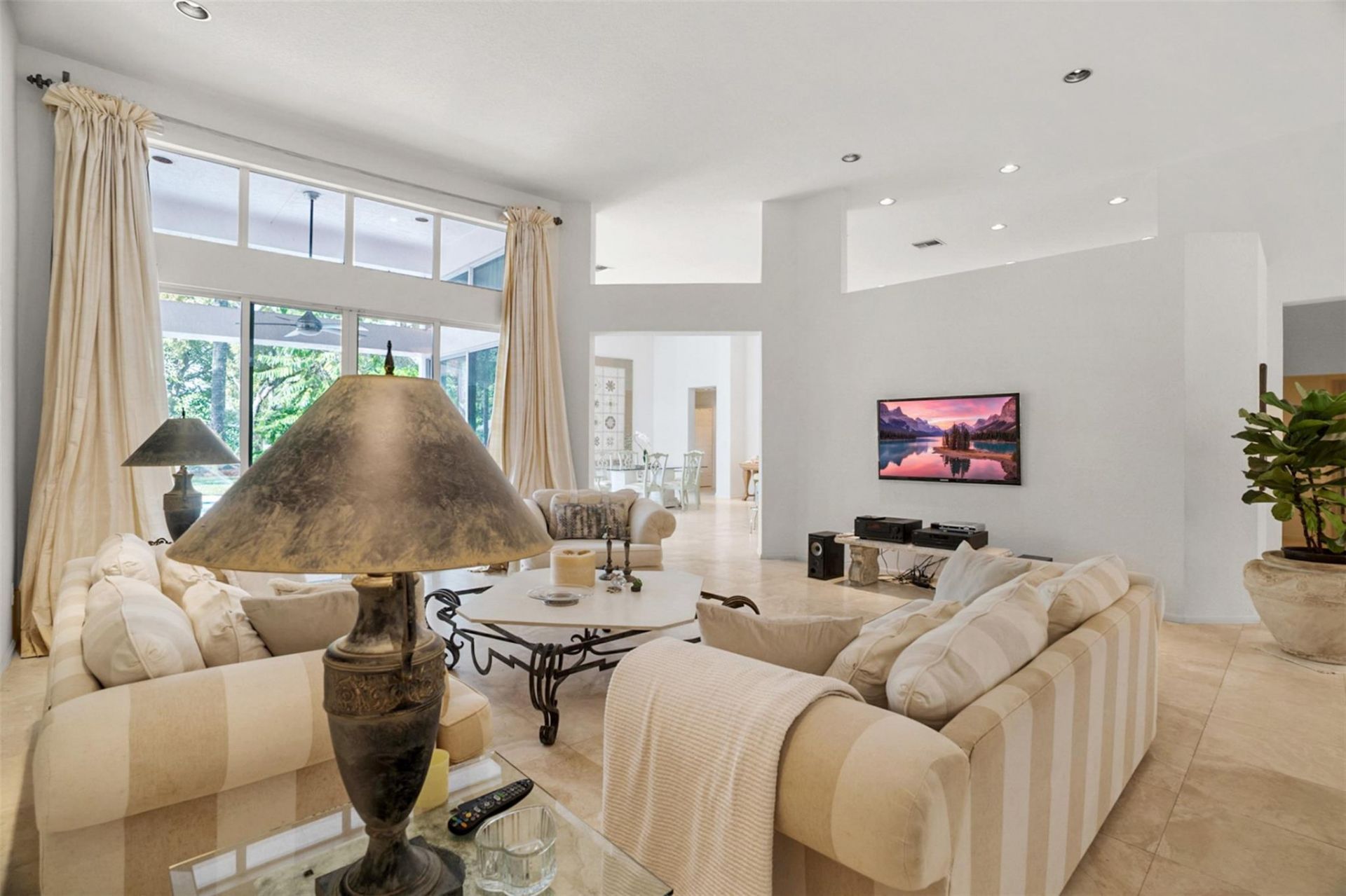 1012 SW 156th Avenue, Pembroke Pines, FL 33027 Photo