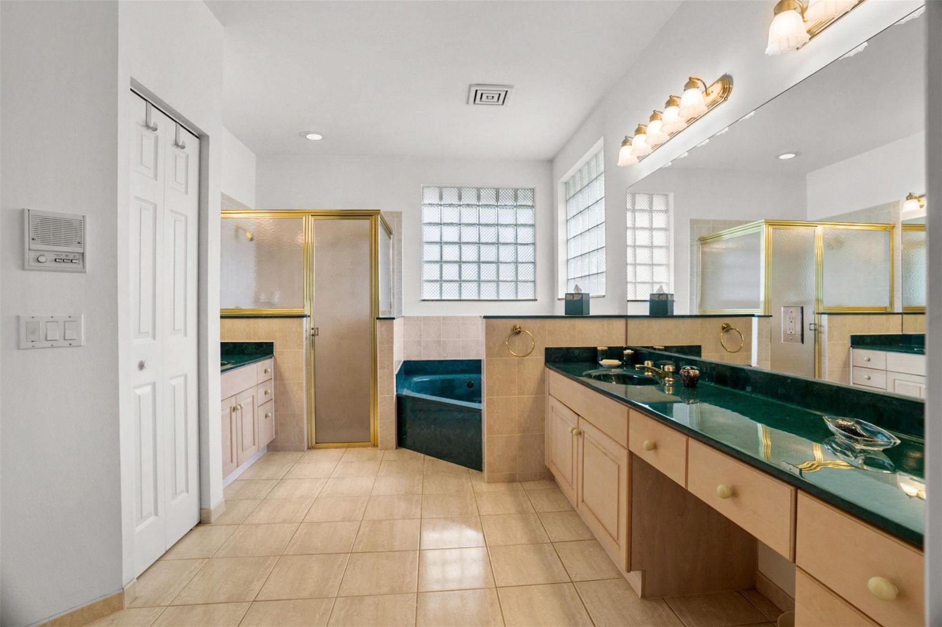 1012 SW 156th Avenue, Pembroke Pines, FL 33027 Photo