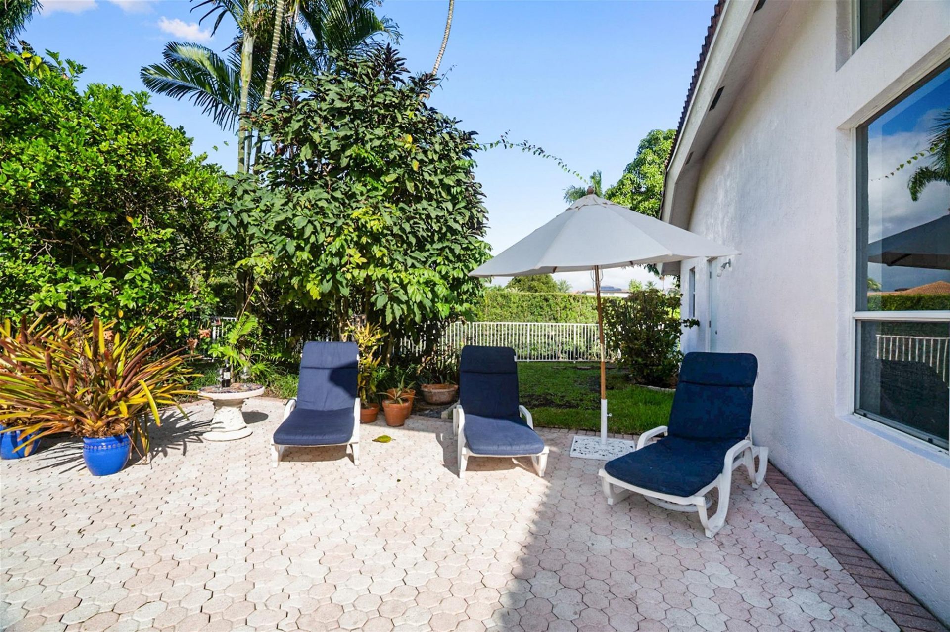 1012 SW 156th Avenue, Pembroke Pines, FL 33027 Photo