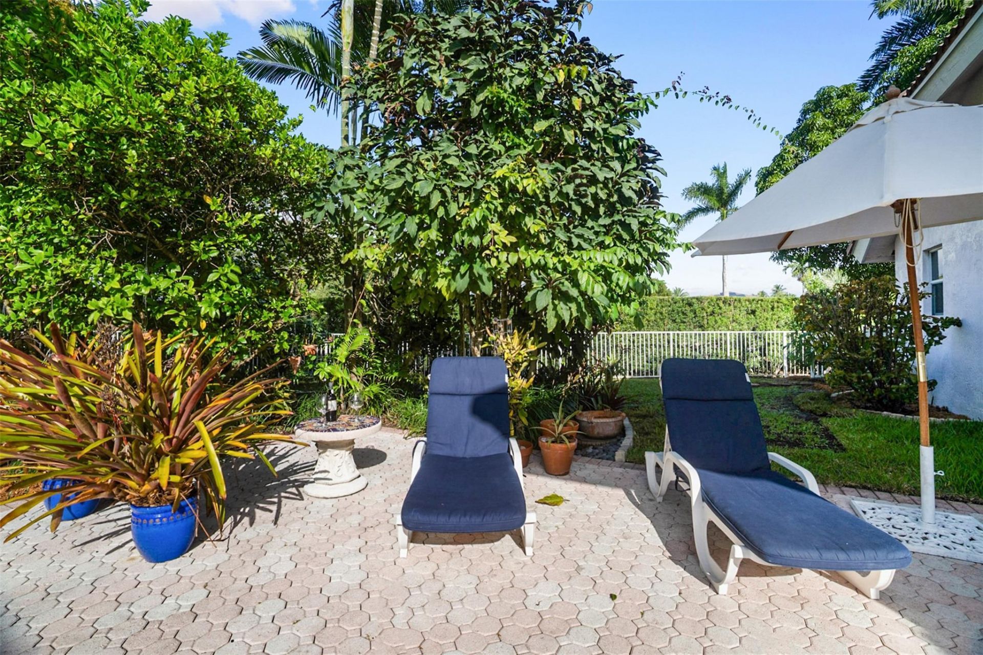 1012 SW 156th Avenue, Pembroke Pines, FL 33027 Photo