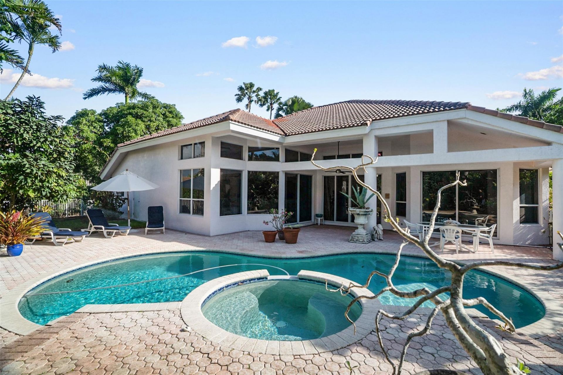 1012 SW 156th Avenue, Pembroke Pines, FL 33027 Photo